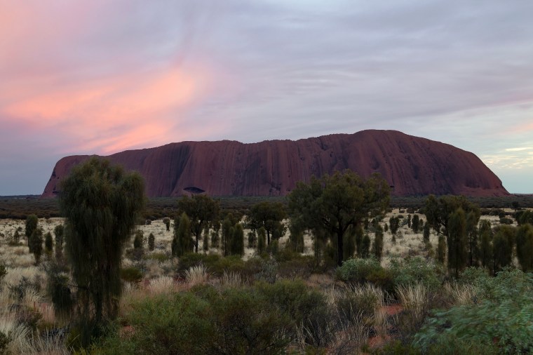 Uluru 3